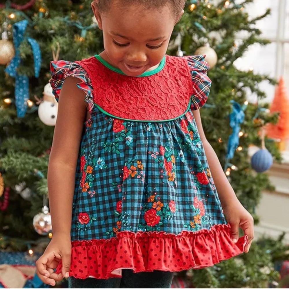 NWT Matilda Jane Boughs of Holly Tunic Top